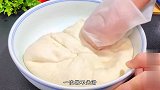油条简单的做法，不用泡打粉，也不用小苏打，外脆里软个个空心