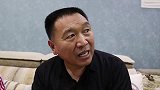 养子找养父借钱被羞辱，2年后还钱时养父留下一本书，看完泪奔了