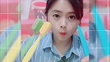小可爱美女直播吃牙刷巧克力，大口吃超过瘾，网友：我向往的生活