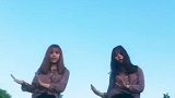 双胞胎姑娘跳舞，太漂亮了