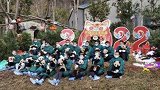 四川阿坝：新春到！上熊猫！团子团拜来咯！