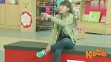 国外恶搞：帮小女孩脱鞋，结果不小心骨折了，路人脑子一片空白！