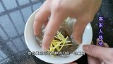 鲜虾加2个芋头和腊肠，这做法我家最爱，简单味美，连吃3碗还想吃