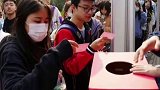 好贴心！西安一高校送餐劵请学生吃午餐