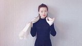 初春时髦围巾系法：厚围巾也能系出玫瑰花，大气不俗气！优雅耐看