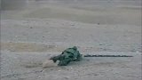 爆笑堂-20110828-爱跳舞的爆炸品处理人员