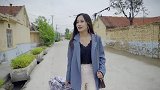 我出差一周回家，掏出钥匙打算开门，邻居：你这几天晚上动静太大