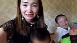 3岁萌娃学跳《小野猫》动感舞，小家伙跳得真带劲儿，太搞笑了！