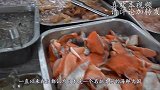 韩国大厨的刀工有多变态？鳗鱼刚要反咬一口，瞬间被一刀“爆头”