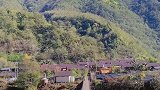 炊烟起，游子归，务工一年终于回到家了。