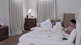 鹿晗节目中暴饮暴食，怎料陈赫打电话给关晓彤告状，鹿晗瞬间怂