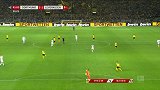 多特前场连续短传配合 帕科怒射击中后卫飞出底线
