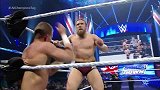 WWE-15年-SD第818期：主战赛 蛋妞塞纳配合默契力斩双打冠军-花絮