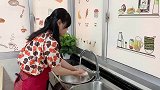 夏天不想炒菜，我家就爱这款蛋炒饭，连吃1周都不腻，鲜香味美