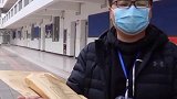 1月27日，河南郑州某学校期末考试，师生答同一张试卷 学生：想知道和老师谁的水平更高