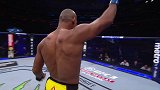 UFC-18年-警报拉响！“巴西鳄鱼”入笼捕杀猎物-花絮