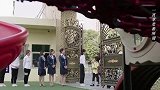 爸爸接儿子放学，抑郁症妈妈暗中观察，不敢靠近！