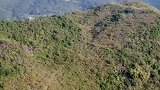 无人机农村贵州大山，在山顶拍到不该看到的画面