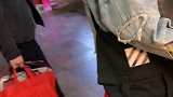 本来想去拯救去一下电灯泡，结果……