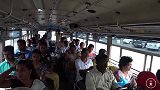 体验斯里兰卡首都公交车，没有空调！
