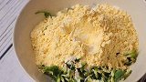 槐花鸡蛋饼，又是一年槐花飘香季，儿时的记忆，甜甜的味道