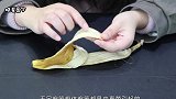 用香蕉皮抹一下脚底太厉害了，解决了男女性的烦心事，不可思议