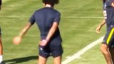 各家球星都疯狂 内少狂笑马塞洛抖臀热舞