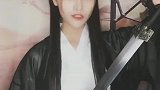 这个视频火了，小哥哥问妹子可以撕你的汉服吗，妹子你先把刀放下