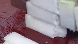 夏天爱出汗，可以多喝这道冬瓜肉片汤，做法简单，好喝又营养