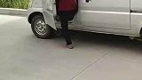 果然还是奶奶厉害，叫我这个年轻人情何以堪啊