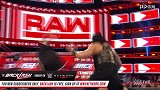 WWE-18年-RAW第1301期：三对三组队赛 罗门&斯特劳曼&莱斯利VS马哈尔&凯米二人组集锦-精华
