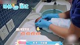 GAI给儿子洗澡时，孩子痛哭不已，看清洗澡手势却吓坏网友！