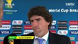 世界杯-14年-淘汰赛-1/8决赛-乌拉圭抵达球场 赛前采访苏亚雷斯成话题-花絮