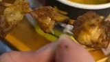 网友买4元一串的掌中宝，仔细一看竟然是鸡屁股
