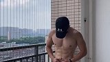 一个高效腹肌训练动作，打造腹肌人鱼线
