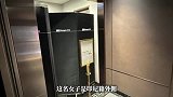商场女厕垃圾桶发现初生男婴，经抢救后不治死亡，最新进展