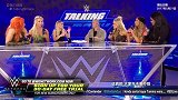 WWE-17年-SmackDown赛后访谈：女王秀资历 众女台前硝烟四起-花絮