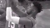 篮球-17年-尴尬癌发作！透明boy拉塞尔跟空气握手要球-专题