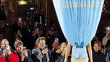 服装造型最新潮，明明衣服反穿