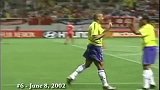 世界杯-02年-小组赛-C组-第2轮-巴西队边路突破横传 罗纳尔多包抄后点铲射破门-花絮