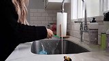 女子假装羊水破了，丈夫都急坏了