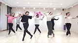这首新歌上线七天便播放破亿，荣登音乐平台榜首又一神曲出现了