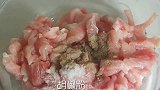 难怪饭店的豆角那么好吃，看大厨怎么做的，讲解非常到位！