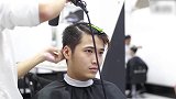 小哥哥挑战潮男发型，两边铲清后再染色，帅气得像男神！