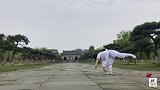 武当子午枪，手拿长枪还能单手侧空翻，打得豪气冲天，这是真功夫