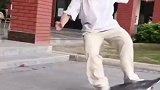 谁看了不一说一句厉害，这还能滑着滑板跳街舞啊