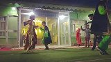深夜的塔吉克舞蹈