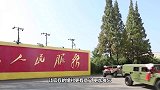 12名火箭军齐刷刷抱出新娘，网友惊呆看婚礼看出了阅兵的感觉