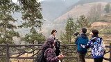 不用提词器，董卿全靠脑子记，这么聪明女人不多见了！