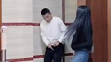 好尴尬呀,不过还好本姑娘机智,不然今天就不知道如何收场了